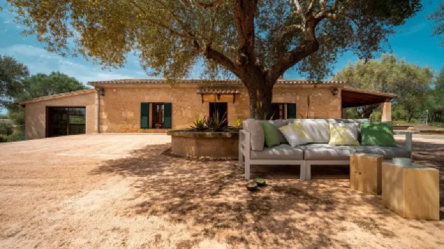 Cozy estate "It's Bellveret"