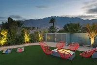 Chef'SKitchen, Saltwater Pool/Spa, KingBeds, Firepit, Games, WorkSpace, MtnViews