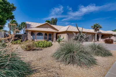 Luxury Family friendly home with resort-like pool and backyard on golf course! Hotels near Walmart Garden Center