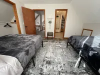 Beautiful and Spacious Pocono Chalet near all 4 season activities!