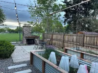 Cozy 3Br Home with AC, Hot Tub & Walkable Restaurants