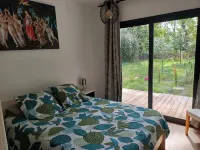 Magnificent villa with swimming pool