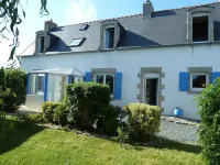 Blue longere by the sea