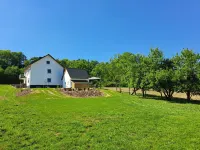 Neu Renovierte Ferienwohnung Mitten in der Natur des Weserberglandes Hotels in Extertal