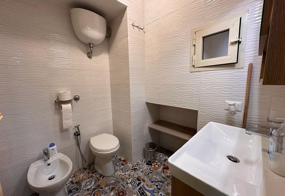 fully equipped studio apartment