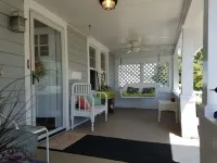 The Eagle's Nest: 5Beds/3Baths Beautiful Craftsman Home