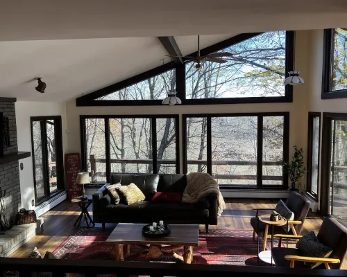 Creek side retreat and breathtaking views! Moments from hunting and fishing! Hotels in Conneaut