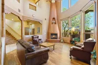 " Santa Fe Style" 4Bedrooms, Hot Tub and Pets Welcome, 5G Fiber WiFi ! - อ่างจากุชชี่