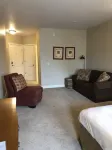 Lakefront Efficiency Condo, Indoor Pool/Hot Tub-Tagalong Golf Resort Unit431B