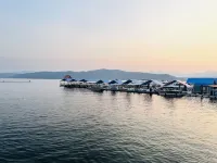 The Best Experience in Downtown Coeur d'Alene -Walking Distance to Lake