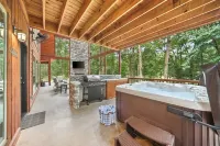 Meadows Edge-Walking Distance! 3 Masters. Bunk Room. Deer. Heart of Hochatown.