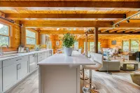 Luxurious & Enchanting Log House in Heart of Hudson Valley/Catskills, Upstate NY