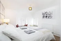 Beautiful Historic High Street Cottage in Burford Hotels in Burford