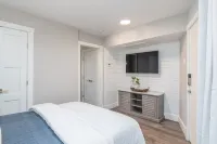 From the Owner Seen on HGTV Deluxe Beachfront Villa W/Beautiful Ocean Front View