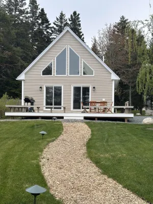 Sunlit cape on beautiful Bass Harbor close to Acadia National Park Hotels in Tremont