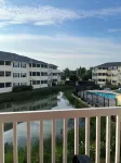 Spacious Condo with Pool Near Beach- New Floors and Furniture!