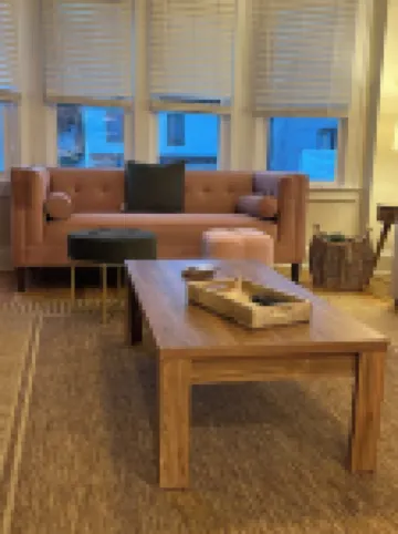 Newly renovated in the heart of Kennett Square. 3 miles from Longwood Gardens