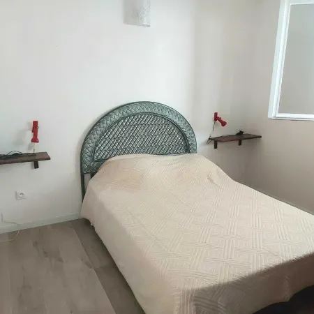 Joli Appartement à Cargèse Avec vue sur mer et Coucher de Soleil Отели в г. Каржез