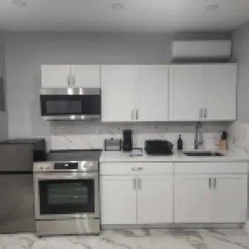 Majestically Pleasant Suite Hotels in Hempstead