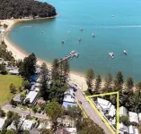 1 Night Free! Absolute Beach Front House Panoramic Views Hotels in Patonga