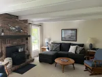Sunrise Side Retreat - Sleeps 7
