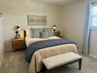 Cozy condo near everything! Just a short walk away from Historic downtown!