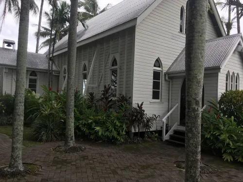 Coco Beach Villa - Tropical Beachfront Haven