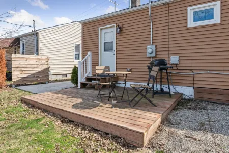 Your Metro Detroit Home Base! Отели рядом с достопримечательностью «Zap Zone»