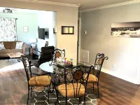 David's Place, Relaxing, calm 3 bedroom 2 full baths in a quiet neighborhood. Hotels in Monroe