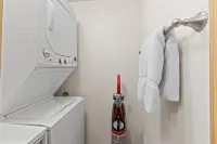 Hirvi Kota - Mountainside Corner Unit Condo