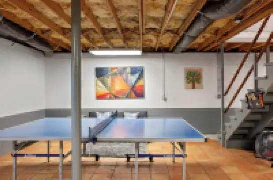 Hot Tub - Fire Pit - Private Retreat - Near 20+ Wineries - Hiking/Biking Trails