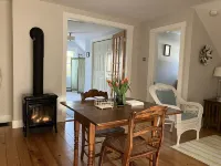 Cozy, private cottage for two