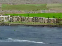 Oceanfront, Luxurious Bed & Bedding, Air Conditioned, fast WiFi!