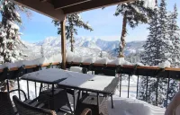 Slope Side Retreat w/ Spectacular Mountain Views. Pet Friendly! - 4-Star