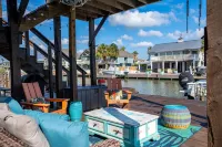 Beautiful Canal Views on Key Allegro! ~20 Flamingo~4 Bed/4 Bath