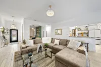 Cozy 3-bedroom house in welcoming Arlington with WiFi, AC