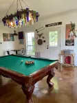 5 bedroom house w/pool -- private ranch just 1 hr from Waco