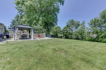 A cozy home between the Indiana Dunes and town of Chesterton.