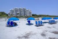 Unique and sophisticated 2 bed/2 bath oceanfront condo