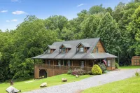 Yukon cabin in the woods فنادق في Pigeon