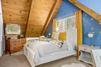 ✥ Beautiful Forest, Family Friendly cabin, Lake Access , Pets Welcome ✥