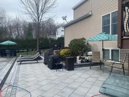 Beautiful Saratoga Springs home. Located near Saratoga Racetrack.