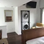 Private cottage with beautiful view, dedicated parking