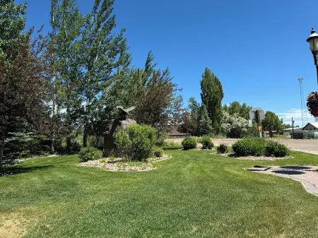 Cozy Western Boho Retreat~1BR / 1BA~ Tiny Cottage