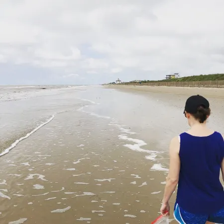 Inspired by the Sea - Newly Remodeled 3/2 Sleeps 8  Fenced yard - Pet Friendly