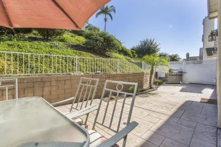 Open Nov 3-7! Pool, Spa, Billiards, Pets, Beach Spa Getaway! Отели рядом с достопримечательностью «Флауэр Филдс»