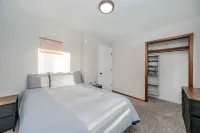 Cozy Kenai Home Close to Fishing!