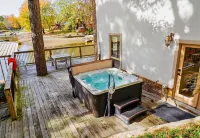 Lakefront | Private Dock | Hot Tub | Sleeps 18