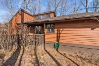 Cozy Home:  Close to UT, Smoky Mountains and outdoor fun Hotel in zona Regal Riviera