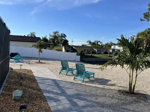 CLEAN,Great Location,Dockage Available,HEATED Pool, HUGE Back yard. Unit C